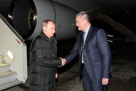 Глава Крыма: верните в Россию монархию