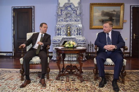 Белоруссия отказалась признать долг за газ перед Россией