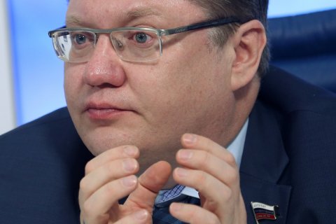 Госдума решила увеличить финансирование парламентских партий