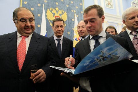 Олигарх Усманов подаст в суд на Навального из-за «компота»
