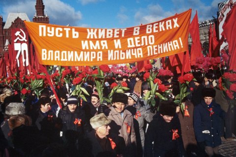 Более половины россиян сожалеют о распаде СССР