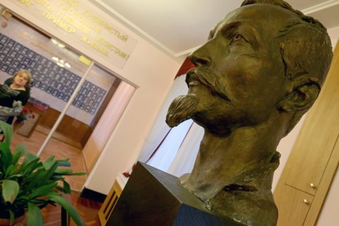Половина россиян хочет, чтобы их дети стали чекистами — из-за денег и престижа