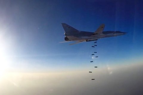 Российские бомбардировщики нанесли новый удар по террористам в Сирии