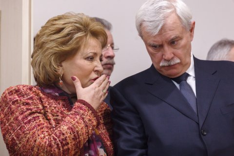 Губернатор Петербурга попросил врачей проявлять человечность к пациентам