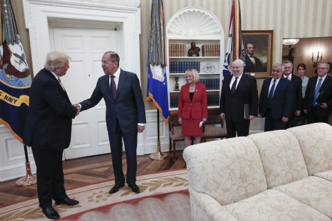 Лавров и Трамп провели переговоры. Официально – все прекрасно