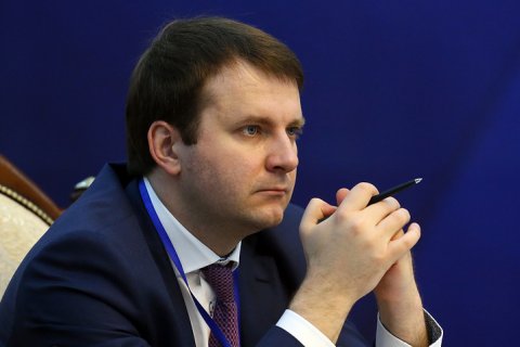 Министр экономразвития предсказал падение курса рубля