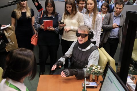 Сбербанк закроет половину своих отделений