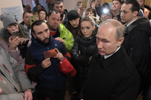 Путин о причинах пожара в Кемерово: Собственник ни при чём, виновата халатность и коррупция