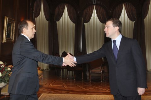 ФСБ закупает шторы по 280 тыс рублей за комплект