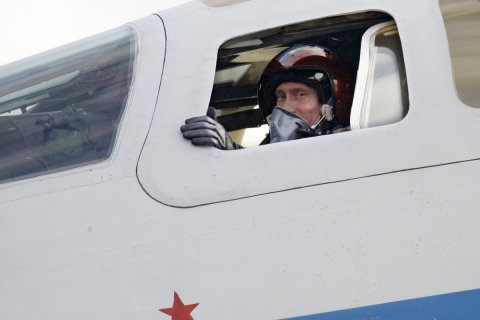 Стратегический бомбардировщик ТУ-160 хотят переделать в игрушку для арабских шейхов
