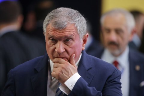 «Роснефтегаз» не отдаст дивиденды правительству, а разместит их на депозите