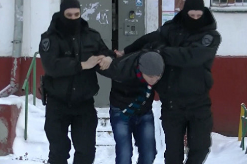 В Москве задержали подозреваемых в экстремизме (видео)