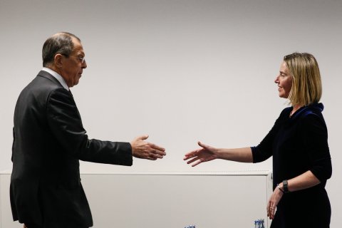 Могерини заявила о возможном объединении ЕС и России против Трампа